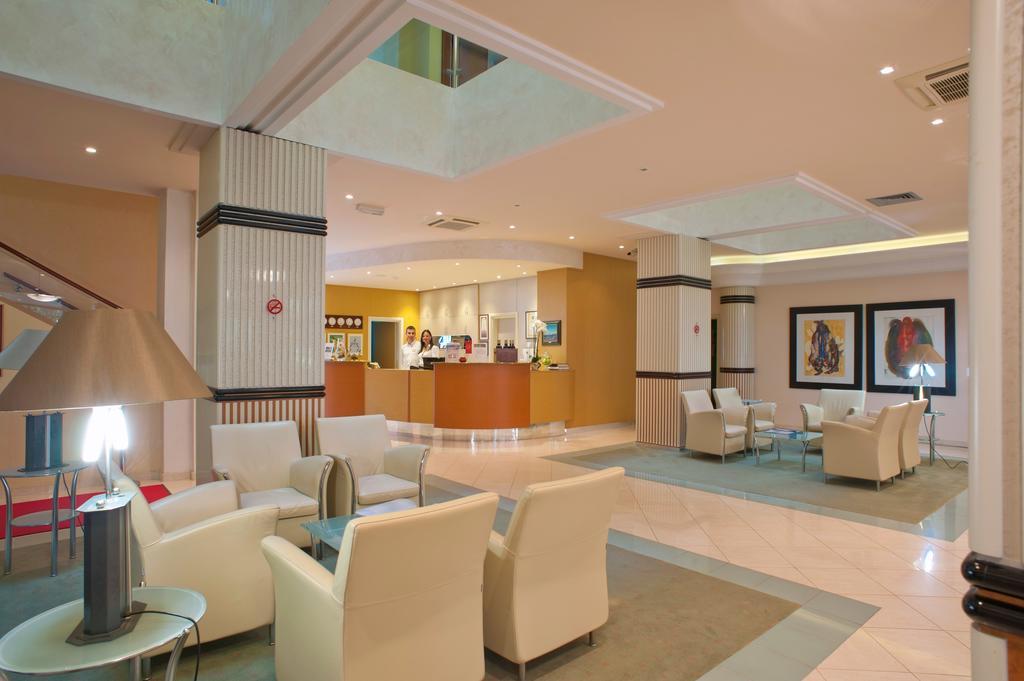Hotel Rivijera Petrovac Kültér fotó