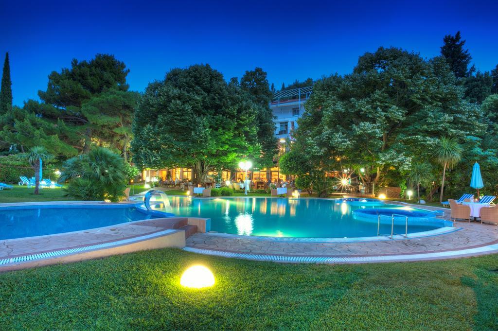 Hotel Rivijera Petrovac Kültér fotó