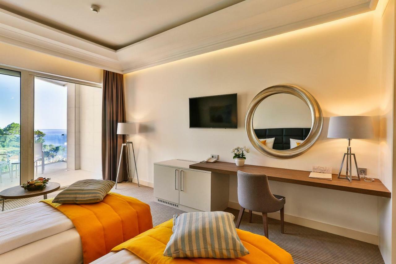 Hotel Rivijera Petrovac Kültér fotó
